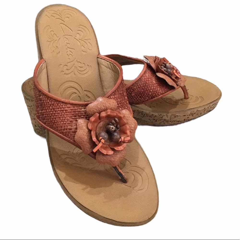 Clark’s Cork Wedge Flower Thong Sandals 7